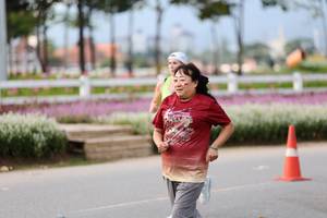 BIB: 
                            <button type="button" onclick="openModal(27859161)" class="btn btn-primary btn-sm float-right btn-popup" data-toggle="modal" data-target=".modal-high-quality">
                        <i class="fas fa-shopping-cart"></i> Add to Cart
                    </button>
                                            <button type="button" onclick="isThisMe(27859161, true)" class="btn btn-success btn-sm float-right btn-popup btn-isme hidden" data-toggle="tooltip" data-placement="bottom" title="นี่คือรูปของคุณใช่ไหม คลิกที่นี่เพื่อเอาเข้าอัลบั้ม">
                        <i class="fas fa-plus"></i> Add to album
                    </button>
                    <button type="button" onclick="isThisMe(27859161, false)" class="btn btn-warning btn-sm float-right btn-popup btn-isnotme hidden">
                        <i class="fas fa-ban"></i> Remove from album
                    </button>